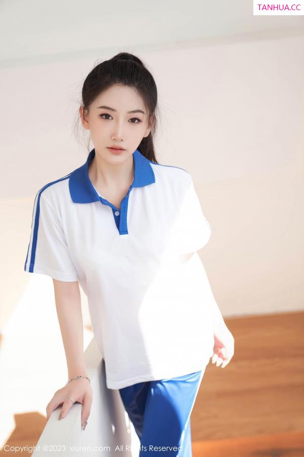   [XiuRen]高清写真图 2023.07.20 No.7110 沈青黛 学妹装扮第16张图片